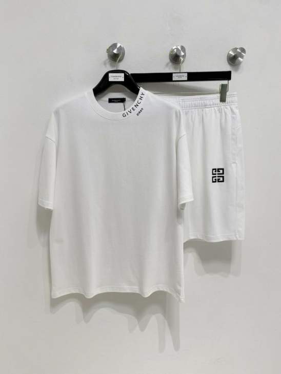 Picture of Givenchy Shirt Pant Suits _SKUGivenchyM-2XLxetr8721418